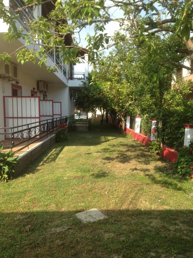 Hebes Studios Kavos Bagian luar foto